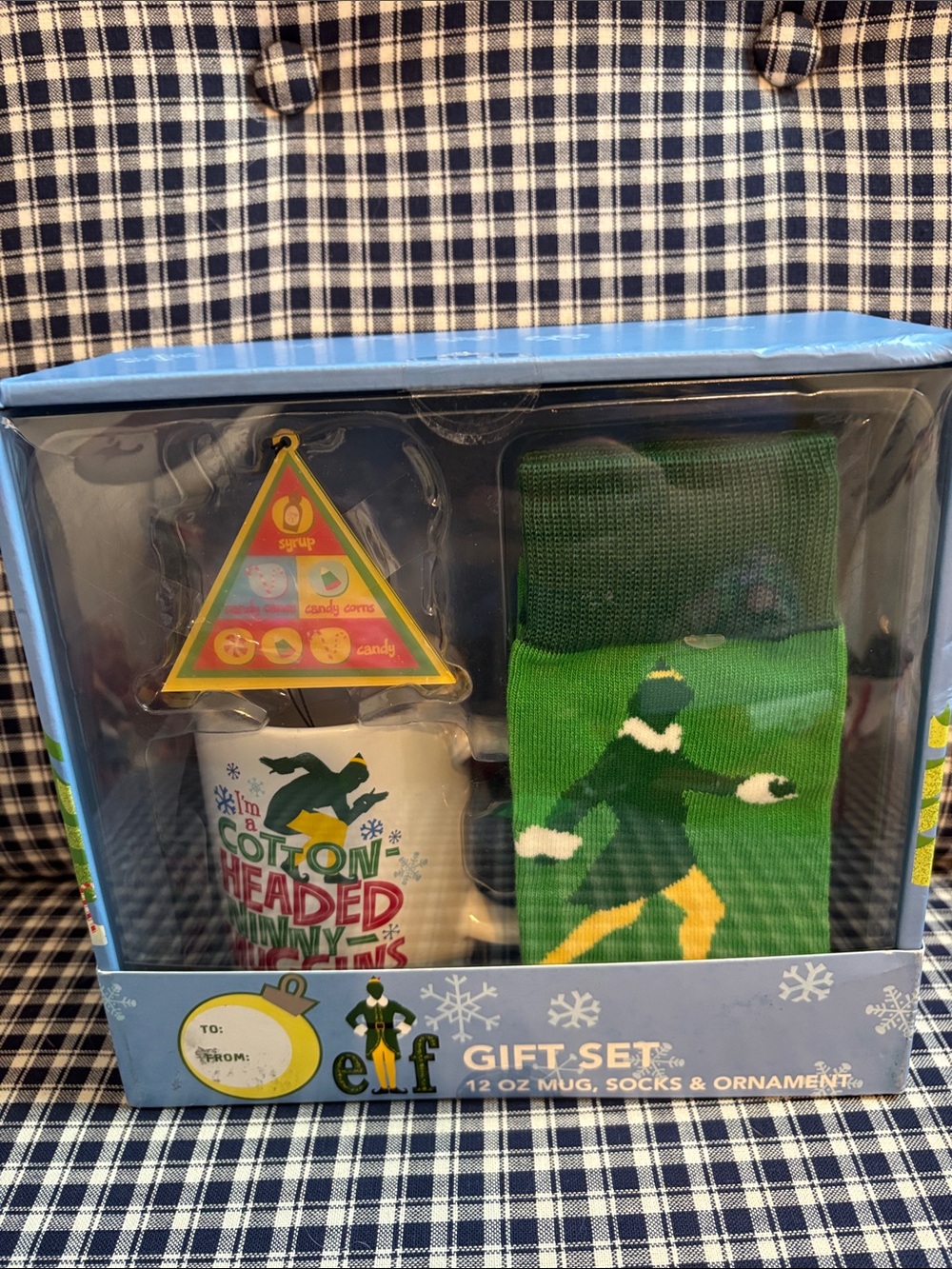 Elf gift set with mug, socks and ornament